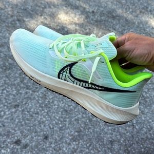 Nike Air Zoom Pegasus